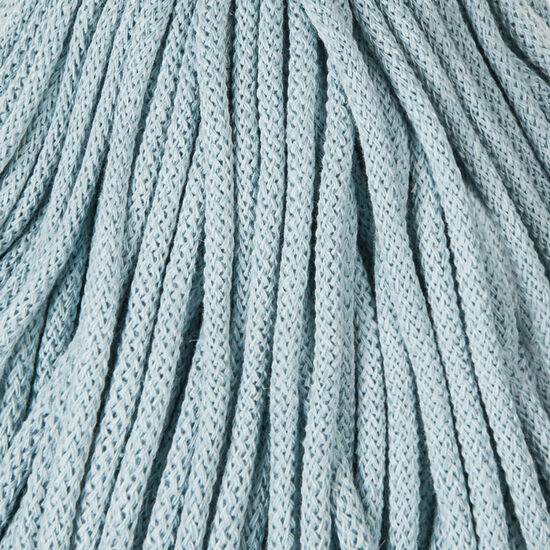 Mazais paliktnis - Misty